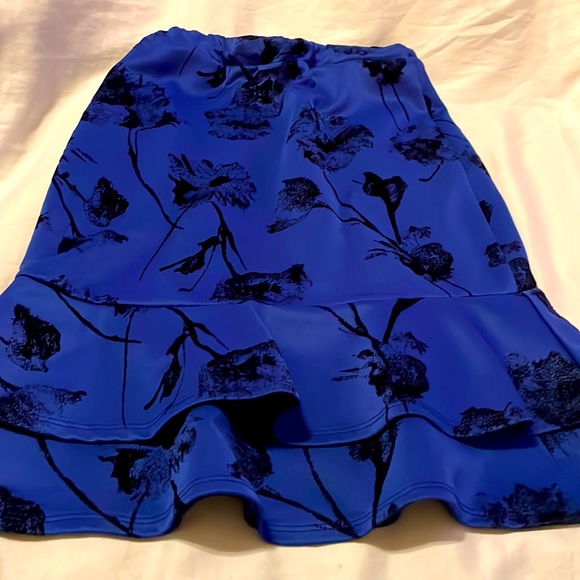 Blue Stretchable Flared Knee Pencil Skirt - Picture 4 of 6